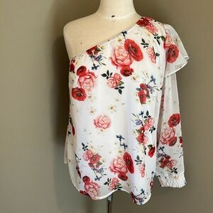 NWT Mahee Asymmetrical Off Shouler Blouse Size Medium